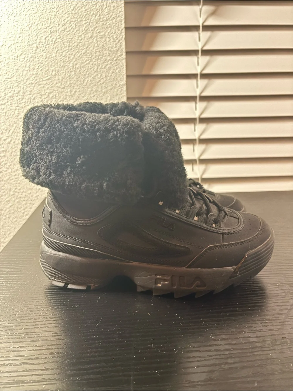 FILA Disruptor Shearling Black Chunky Sneaker Winter Boots Fold Down 6.5